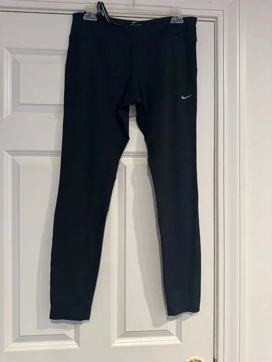 Nike Black Leggings with Small White Swoosh - Picture 1 of 8